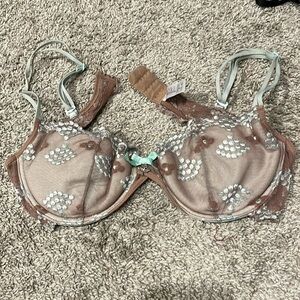 Helena bra size 38B Helena Quintana
